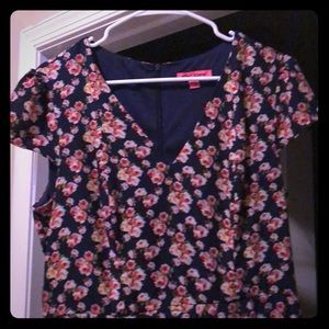 Navy blue floral Betsy Johnson dress. NWOT